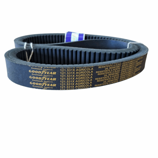 Correia Goodyear 121.531X Agrícola, de cor preta com texto dourado.