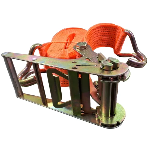 Cinta de amarração laranja com gancho e mecanismo de tensão metálico