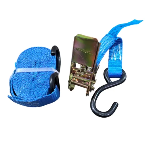 Cinta de amarração azul com gancho e catraca metálica.