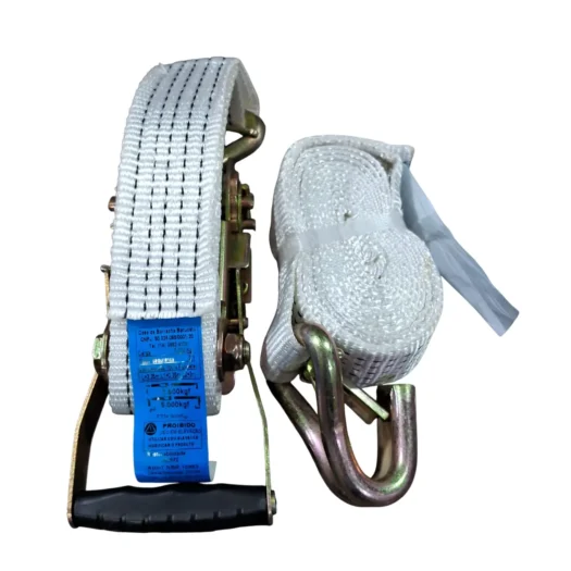 Correia tipo cinta branca com enrolador e ganchos