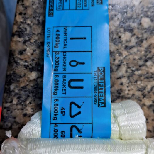 Etiqueta de carga com informações sobre capacidades de uso e instruções.