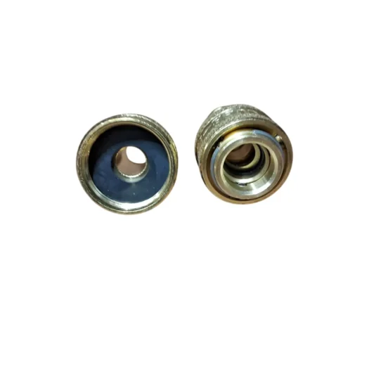 Peças metálicas redondas com interior de borracha, usadas para conexão em tubulações.