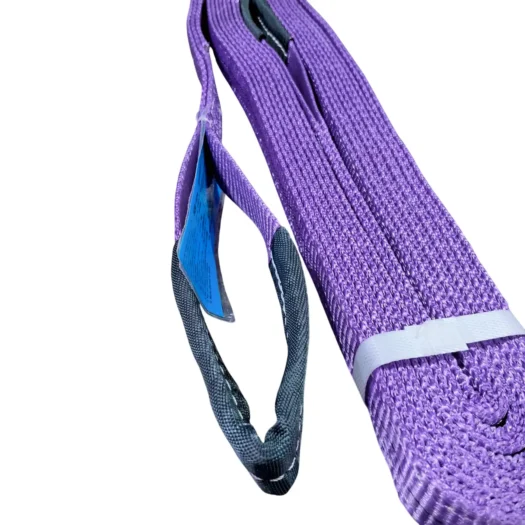 Fita roxa de amarração com etiqueta azul visível.