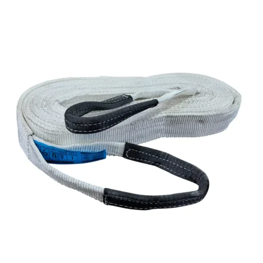 Cinta têxtil branca com extremidades pretas para amarração.