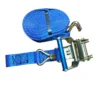 Cinta de amarração azul com gancho e catraca