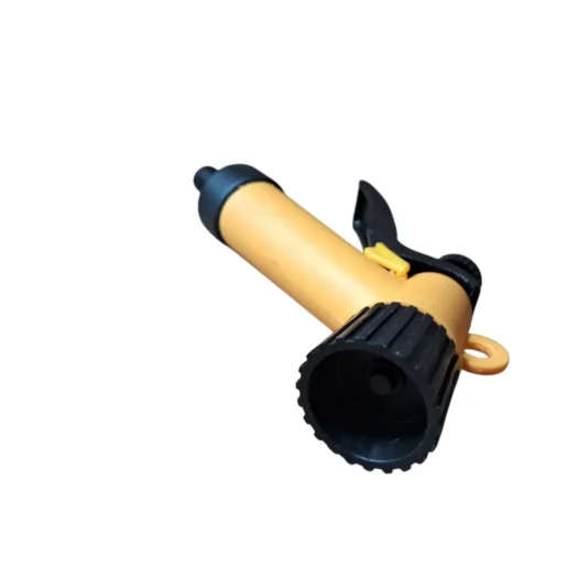 Aparelho de irrigação com corpo amarelo e detalhes pretos.