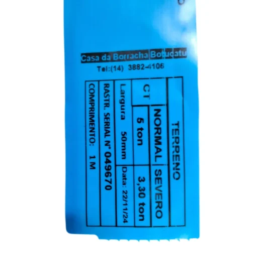 Etiqueta azul com informações técnicas sobre um produto, incluindo medidas e capacidades.