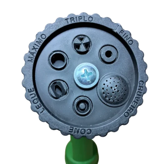 Conexão de mangueira com regulador de fluxo em plástico preto