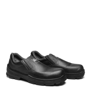 Calçados pretos de couro com design slip-on.