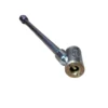 Chave de boca cromada com comprimento longo e extremidade hexagonal.
