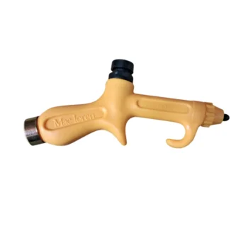 Cano de pulverização amarelo com bico e gatilho.