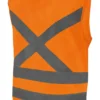 Colete laranja com faixas refletivas em formato de X na parte de trás.