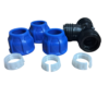 Conjunto de conexões plásticas em azul e preto para tubulação.