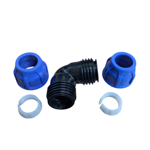 Conjunto de conexões de PVC, incluindo um cotovelo preto e duas tampas azuis.